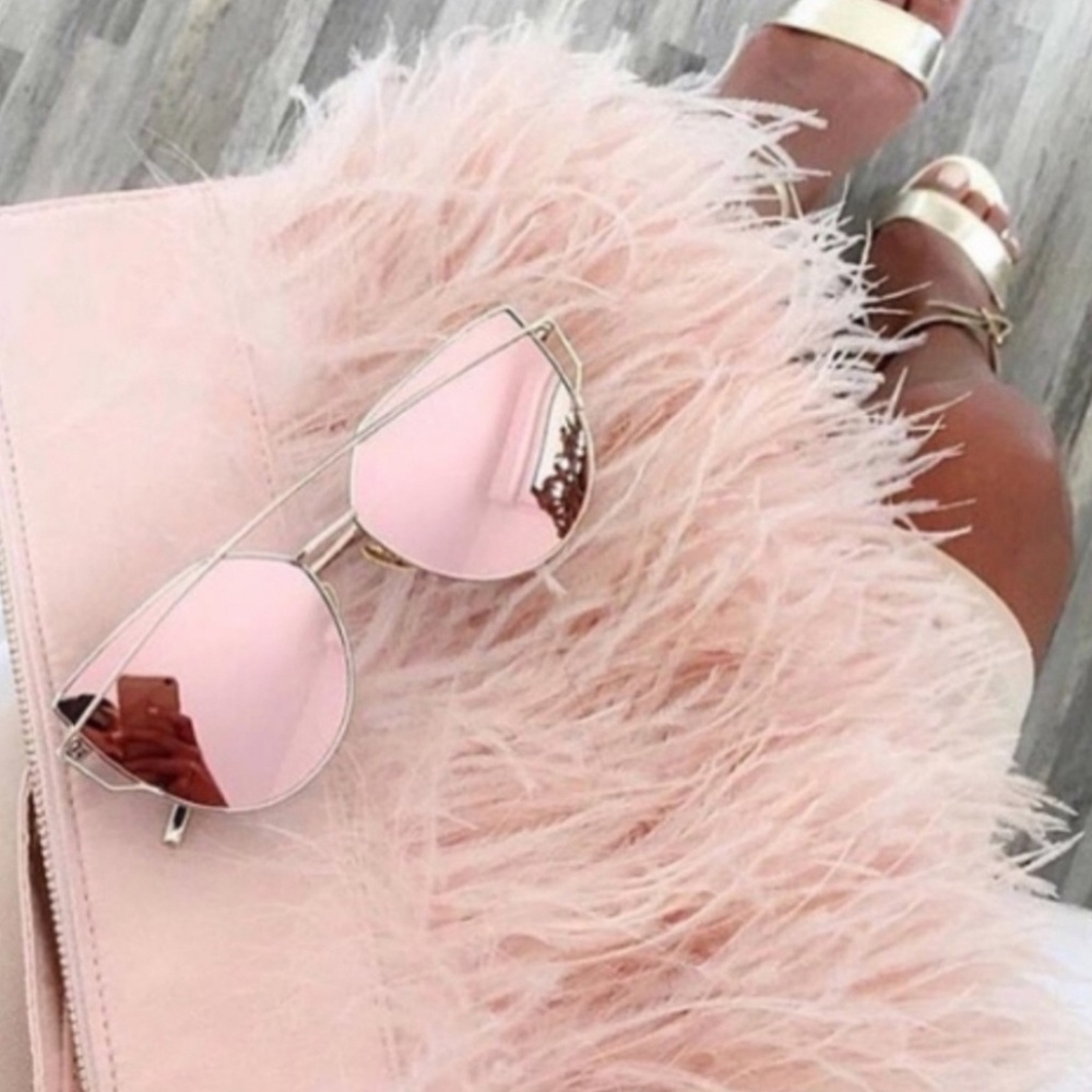 🎉4xHP🎉 NWOT Gold / Rose Gold Blush Pink Sunglasses 🕶 - Picture 2 of 4